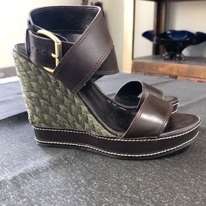 Michael Shannon Wedge Brown Woven Sandals